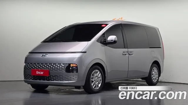 Hyundai Staria 2022