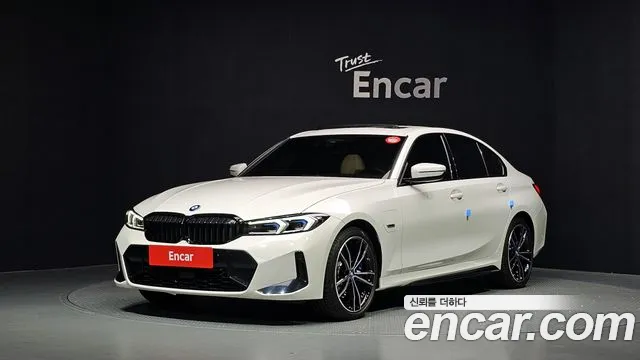 BMW 3 серии 2023