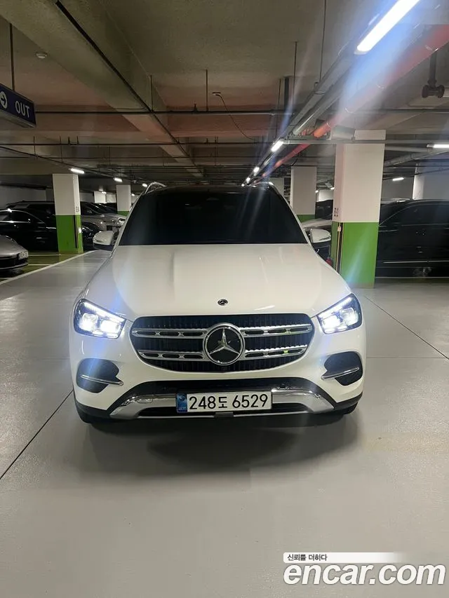 Mercedes-Benz GLE 2025