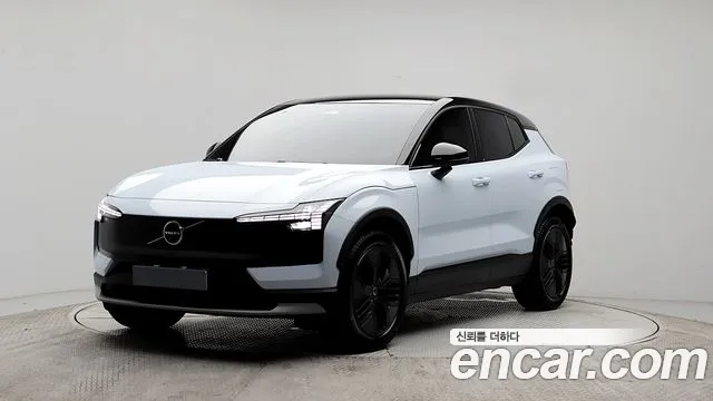 Volvo EX30 2026