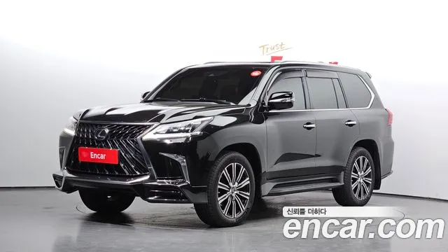 Lexus LX 2019