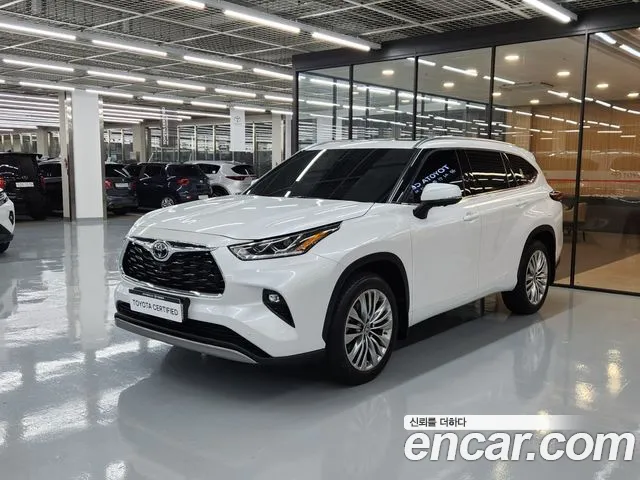 Toyota Highlander 2025