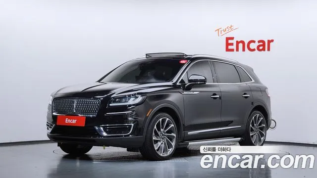 Lincoln Nautilus 2020