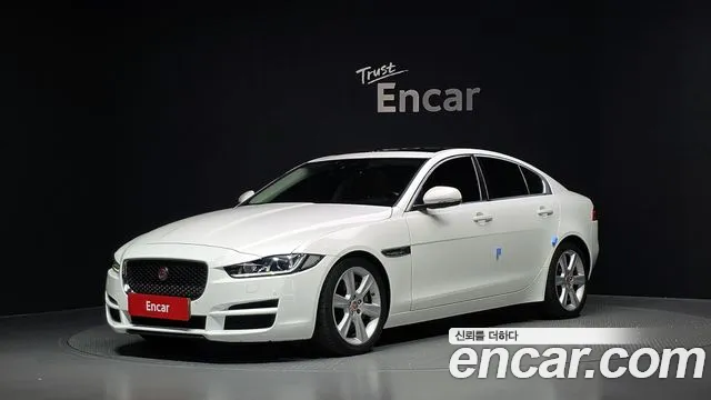 Jaguar XE 2019