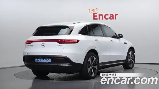 Mercedes-Benz EQC 2020