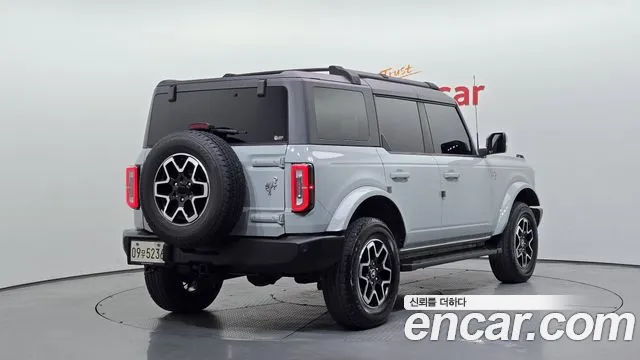 Ford Bronco 2023
