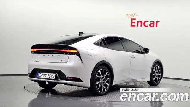 Toyota Prius 2024