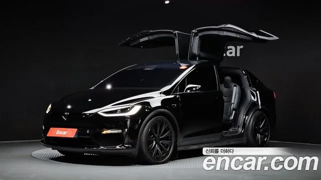 Tesla Model X 2023