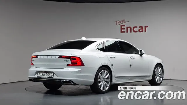 Volvo S90 2019