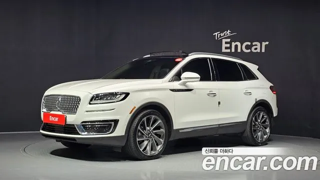 Lincoln Nautilus 2020