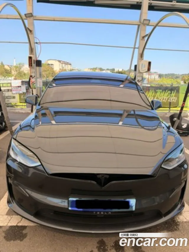 Tesla Model X 2026