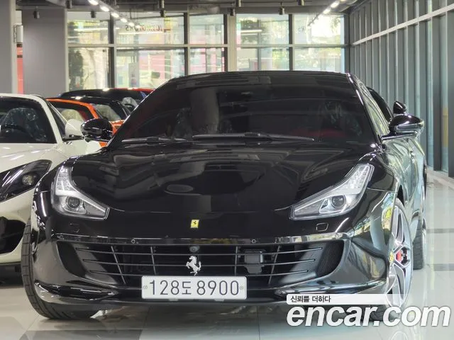 Ferrari GTC4 Lusso 2019