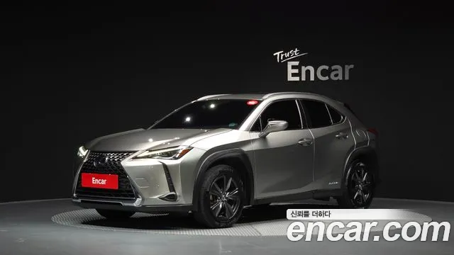Lexus UX 2019