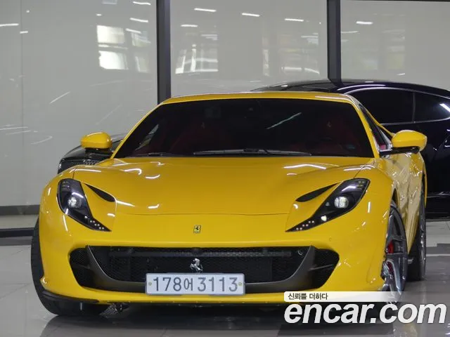 Ferrari 812 2020