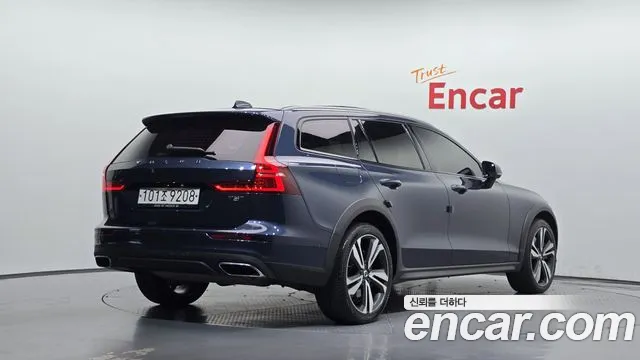 Volvo V60 2019