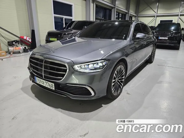 Mercedes-Benz S-Класс 2023