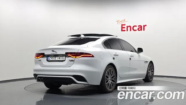 Jaguar XE 2020