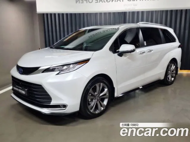 Toyota Sienna 2025