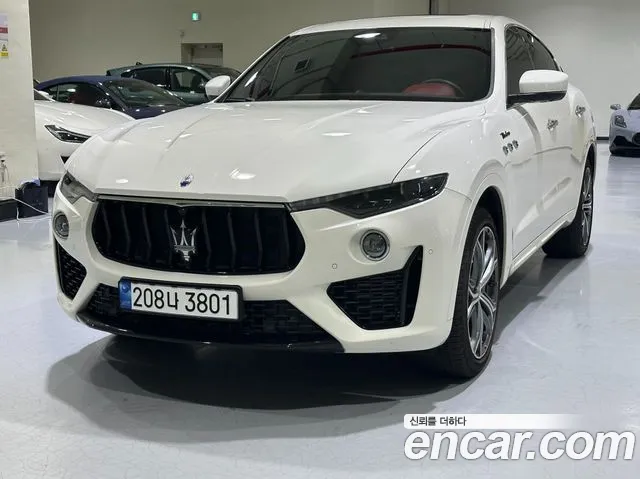 Maserati Levante 2023