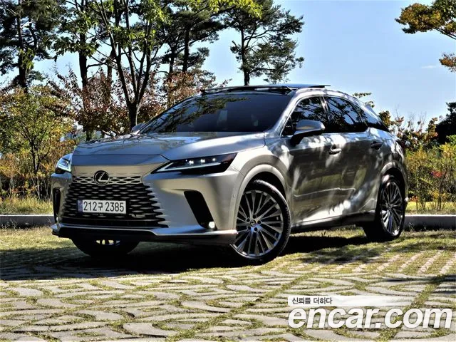 Lexus RX 2024