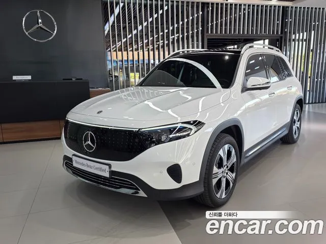 Mercedes-Benz EQB 2025