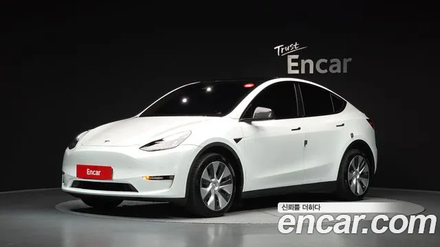 Tesla Model Y 2022