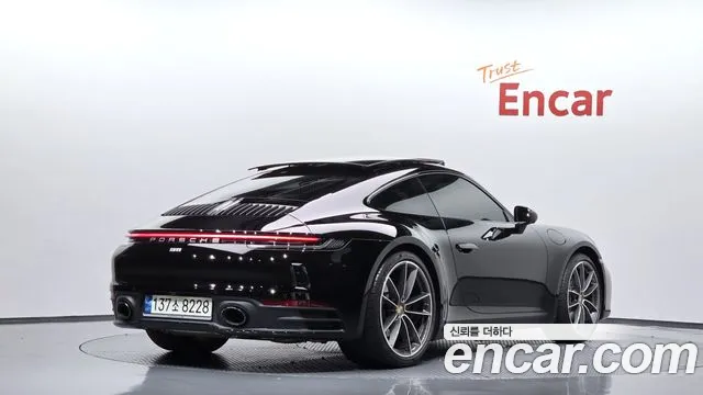 Porsche 911 2021