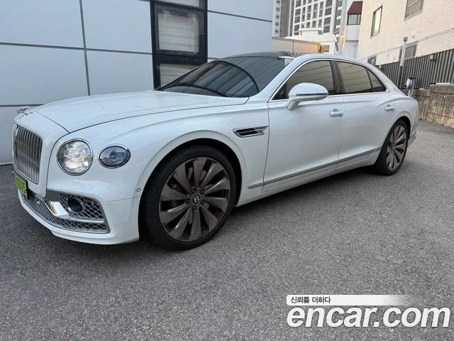 Bentley Flying Spur 2022