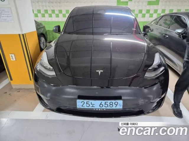 Tesla Model Y 2021