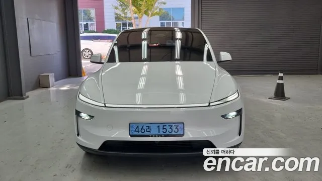Tesla Model Y 2026