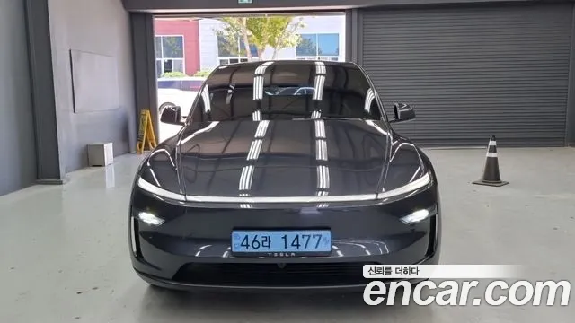 Tesla Model Y 2026