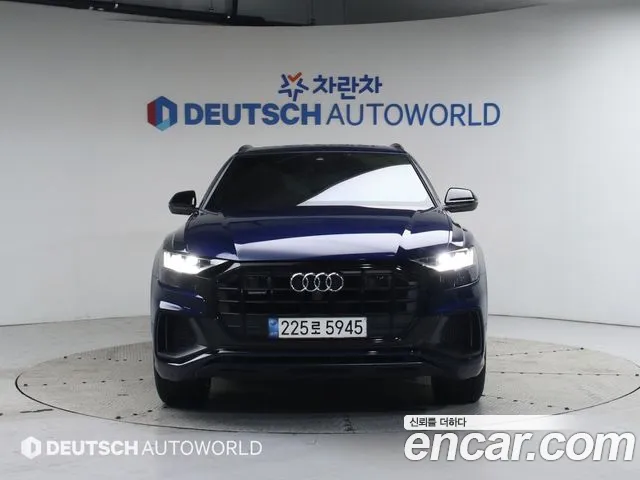 Audi Q8 2021