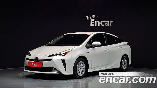 Toyota Prius 2021
