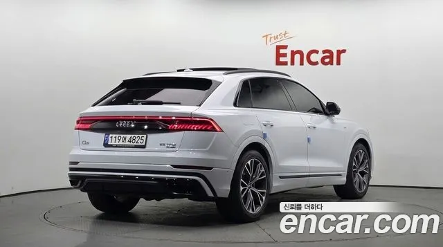 Audi Q8 2022