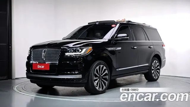 Lincoln Navigator 2022