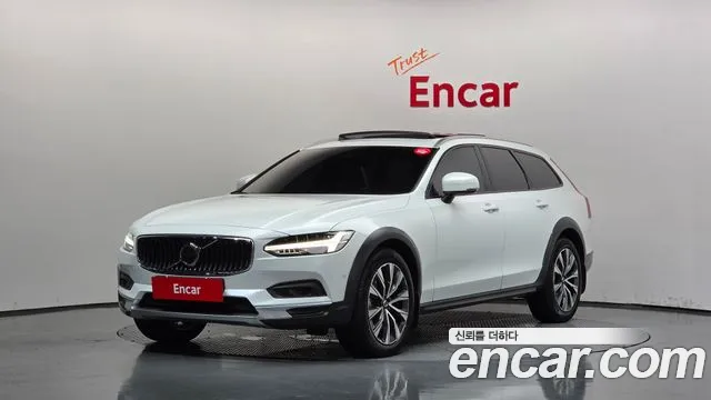 Volvo V90 2022