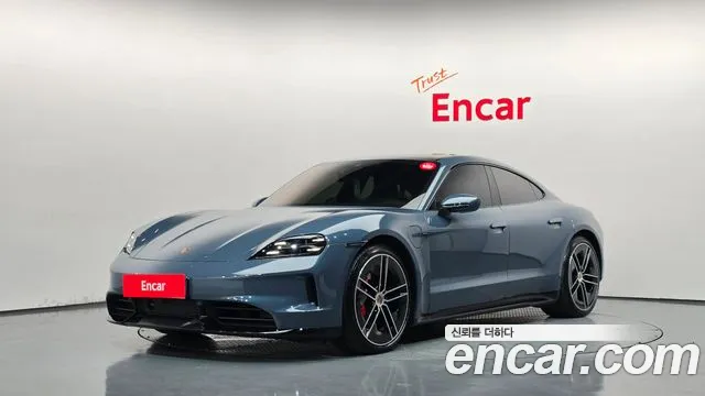 Porsche Taycan 2025