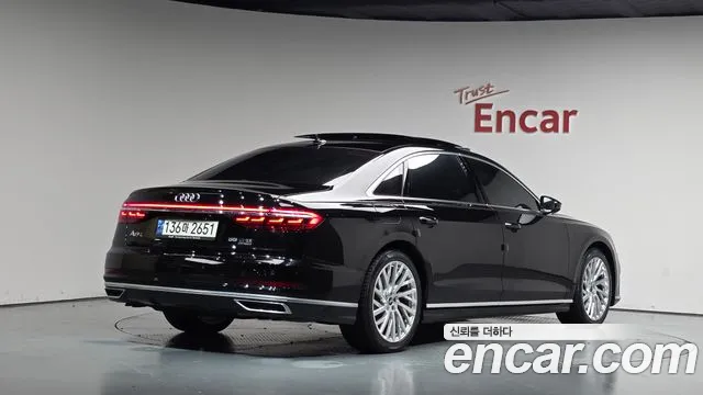 Audi A8 2021