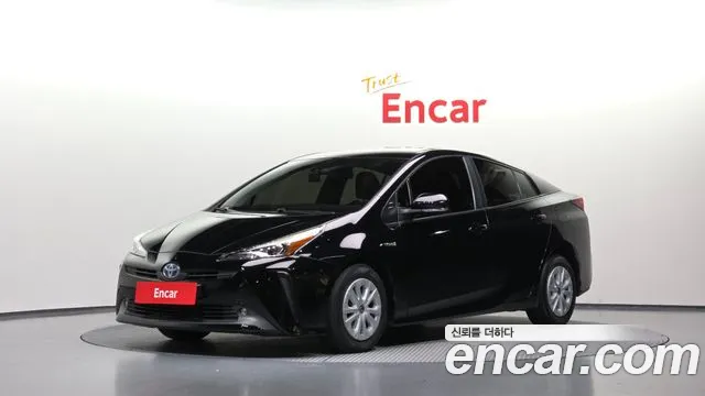 Toyota Prius 2021
