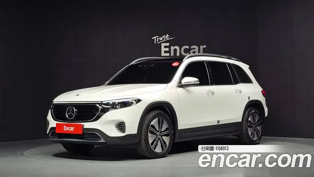 Mercedes-Benz EQB 2023