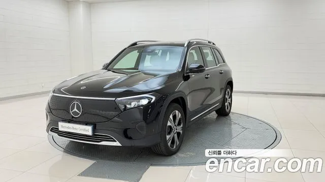 Mercedes-Benz EQB 2026