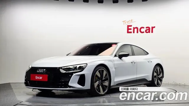 Audi e-tron GT 2021