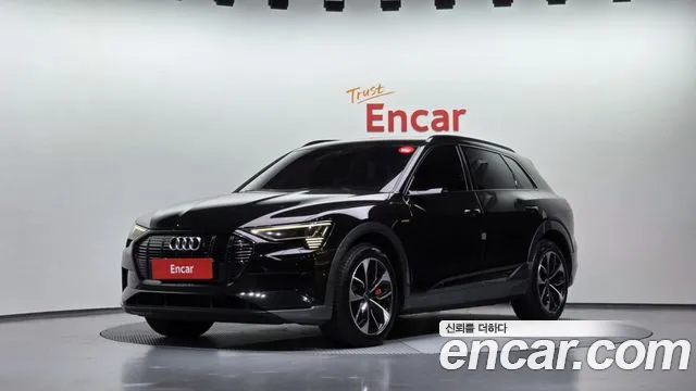 Audi e-tron 2021
