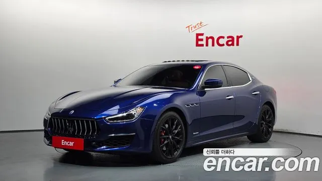 Maserati Ghibli 2021