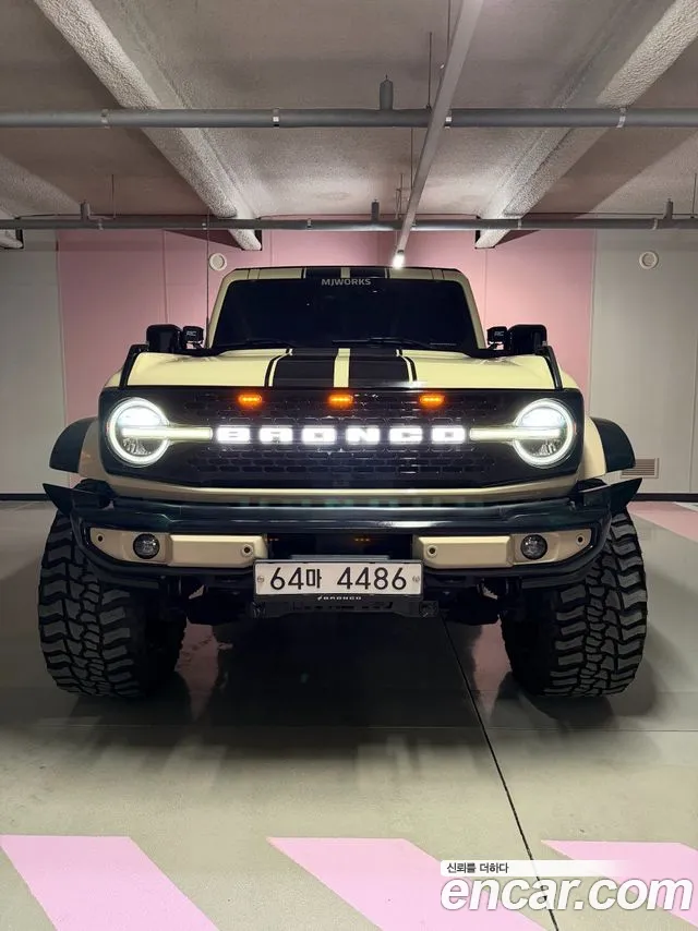 Ford Bronco 2022