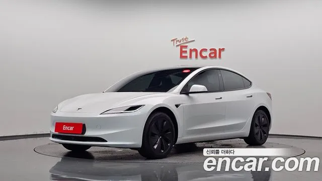 Tesla Model 3 2026