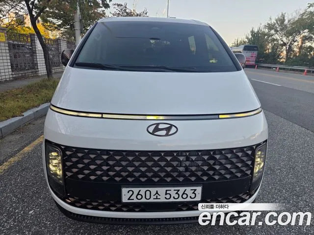 Hyundai Staria 2021