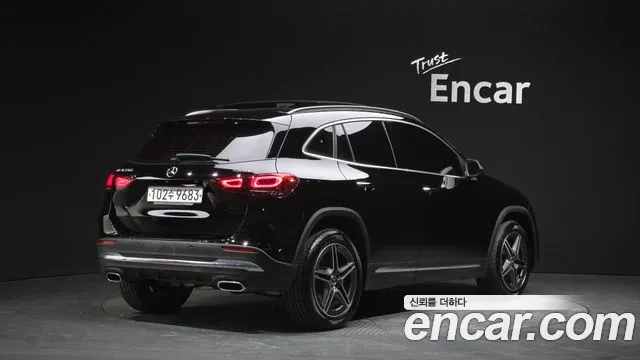 Mercedes-Benz GLA 2020