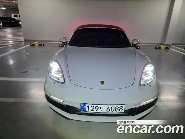 Porsche Cayman 2023