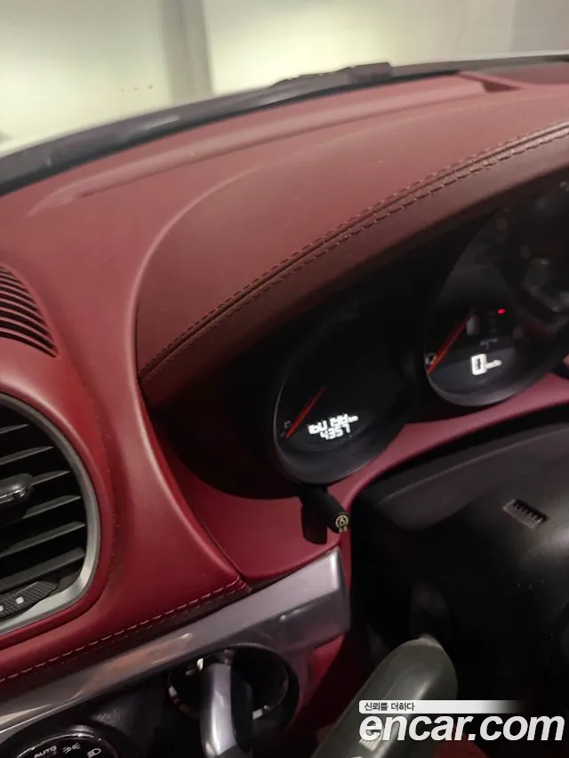 Porsche Cayman 2019
